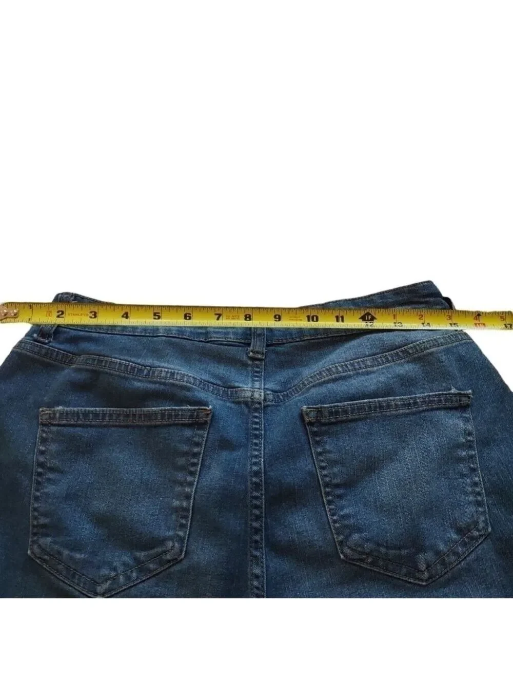 No Boundaries Junior Size 13 Blue Denim Cuffed Shorts